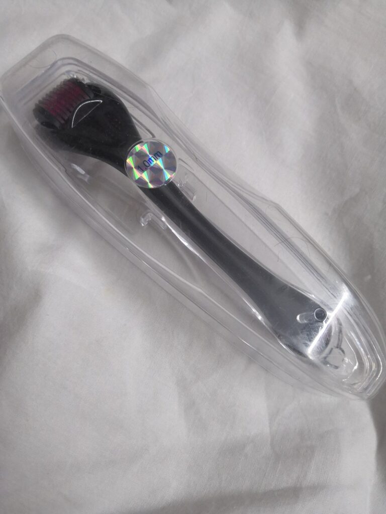 Derma roller in inner packaging