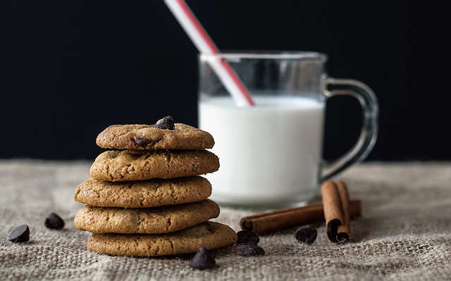 Biscuits with milk