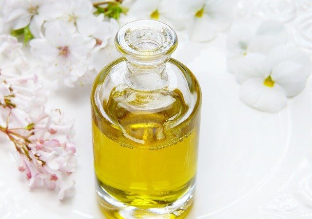 DIY Oil Mix for Healthy Hair